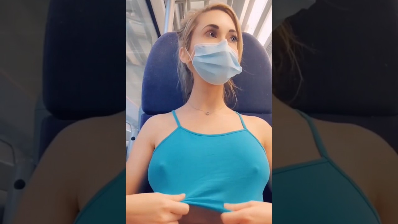 Cute Girl Showing Something Fyptt