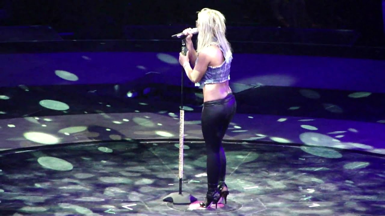 Part 5 Britney Spears You Oughta Know- Dallas Texas Sep.18.09