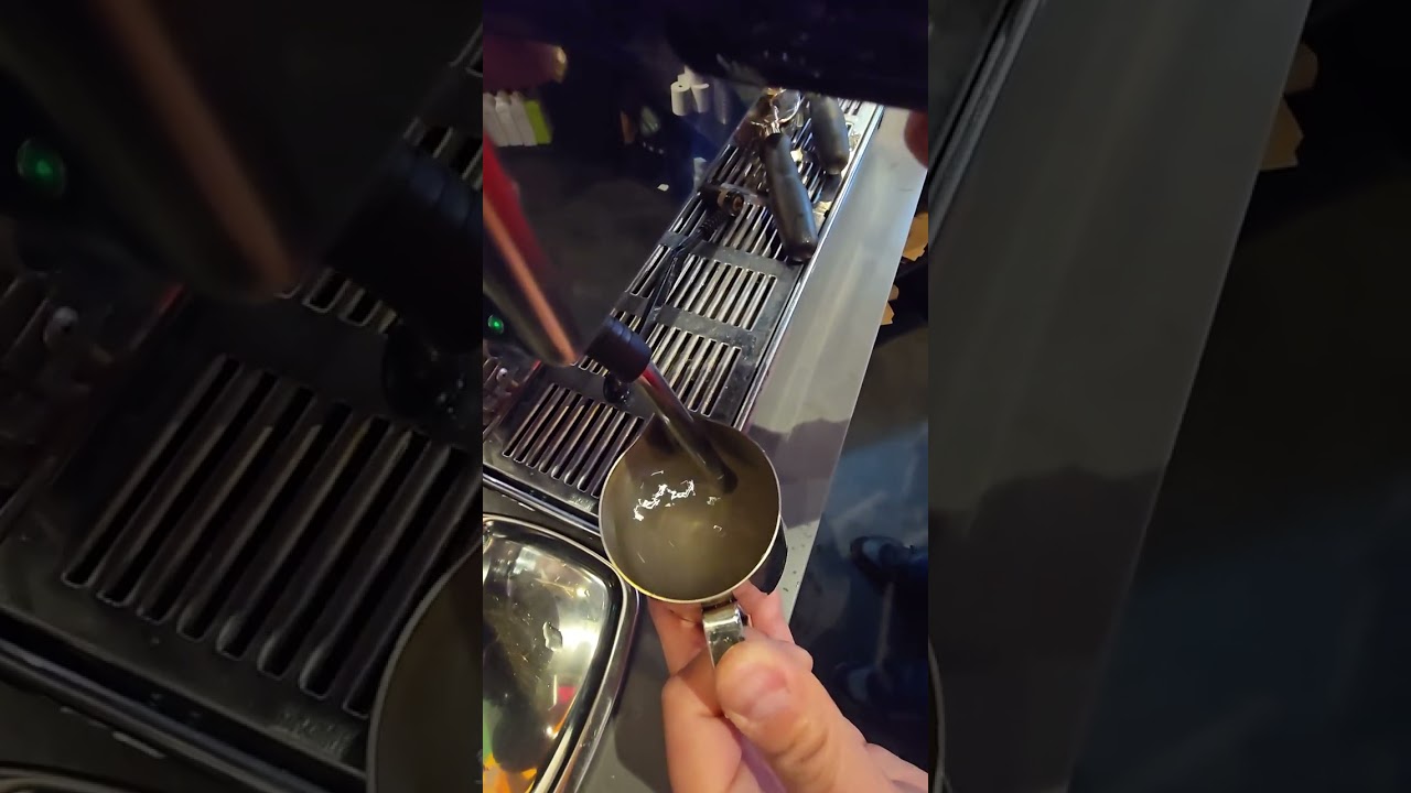 How to steam up milk (with silky micro foam).