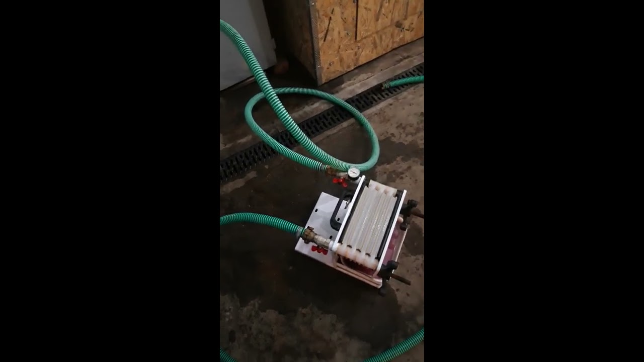 Spalarea cartoanelor de filtrare