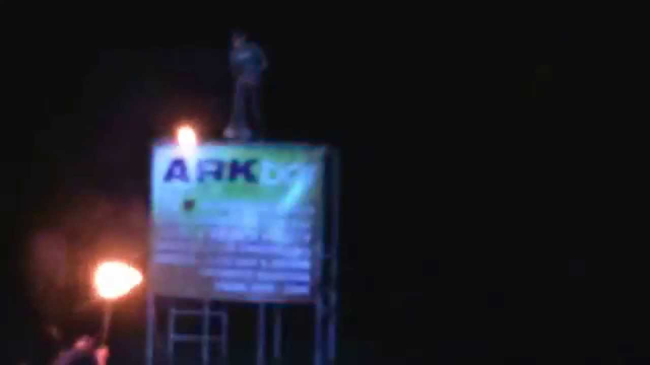 Samui Ark bar Fire show 2