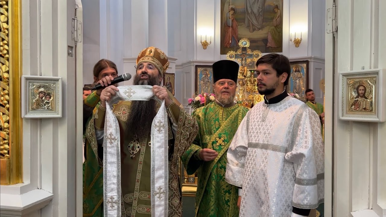 Дияконська хіротонія Володимира Голованя