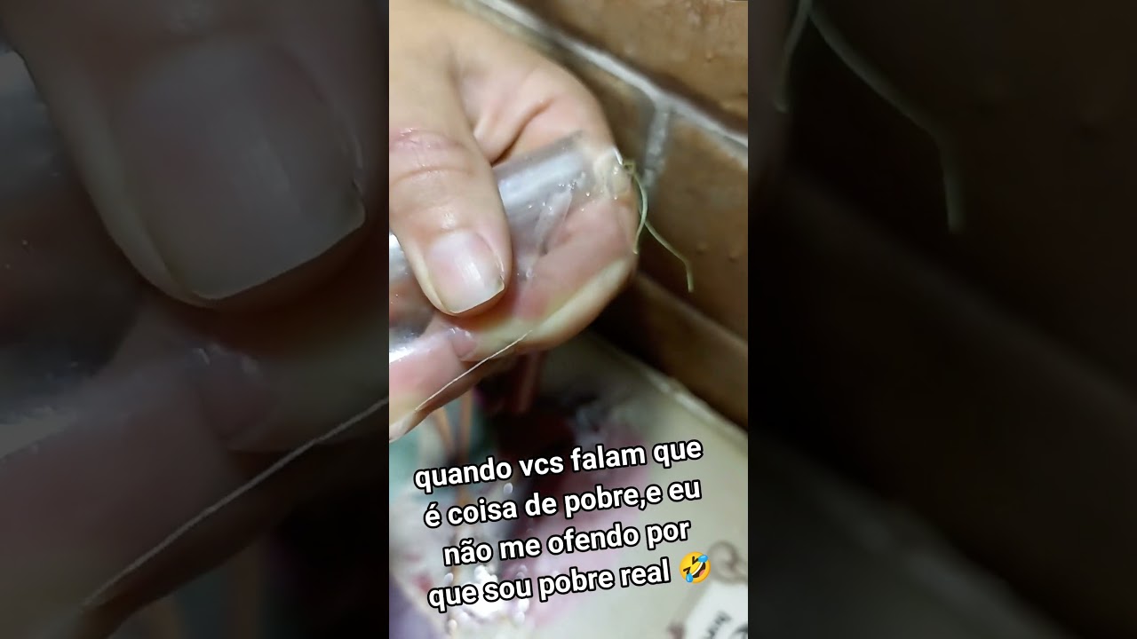 Bora fazer a unha com o que tem em casa ,? #diy #dica #reciclagem #unhas #dicas #viraliza #viwes