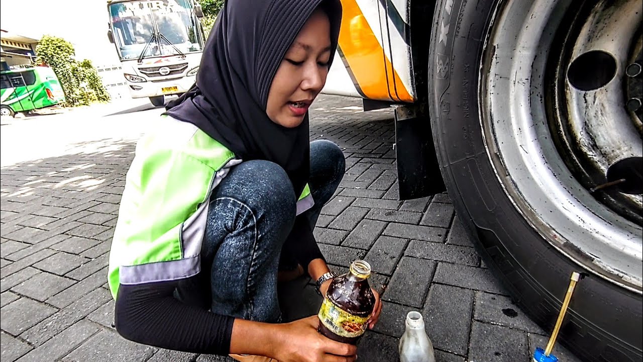 INILAH KEGIATAN KONDEKTUR SALMA SEBELUM BERANGKAT! BUS EFISIENSI E-368