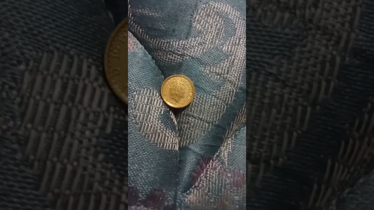 24k gold queen Elizabeth 2 coin