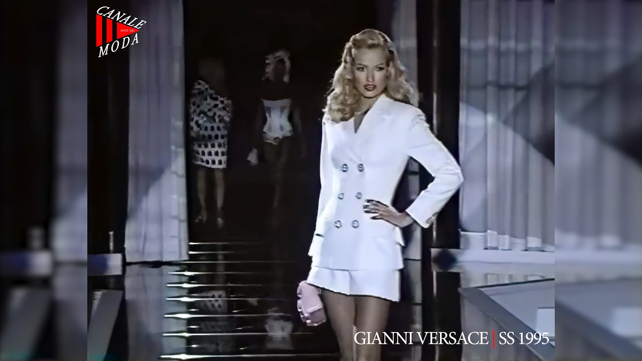 Коллекция Джанни Версаче весна-лето 1995, Милан, 4K - Fashion Channel