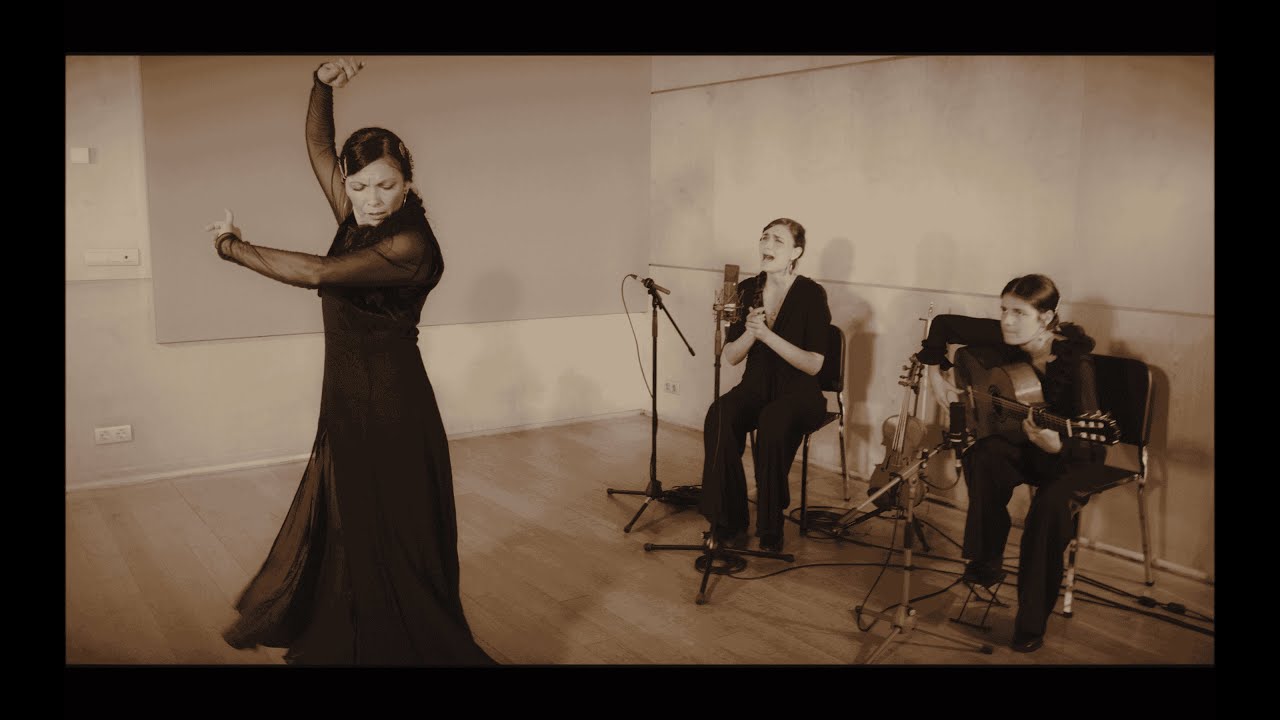Taranto (baile) - IRIS FLAMENCAS- Isabel Rivera+ Ángela Zarzuela + Irene Zugaza