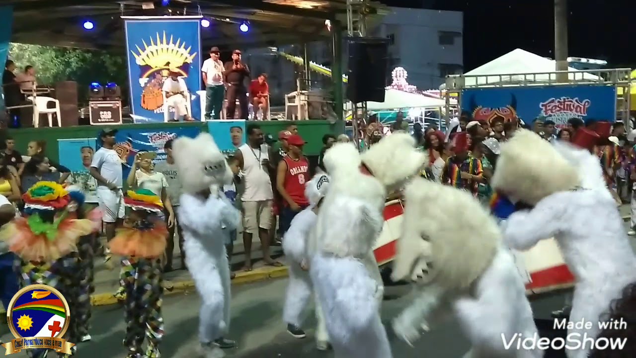 Urso de carnaval Branco de Cangaça de São Lourenço, encontro de bois e similares de Pernambuco 2019
