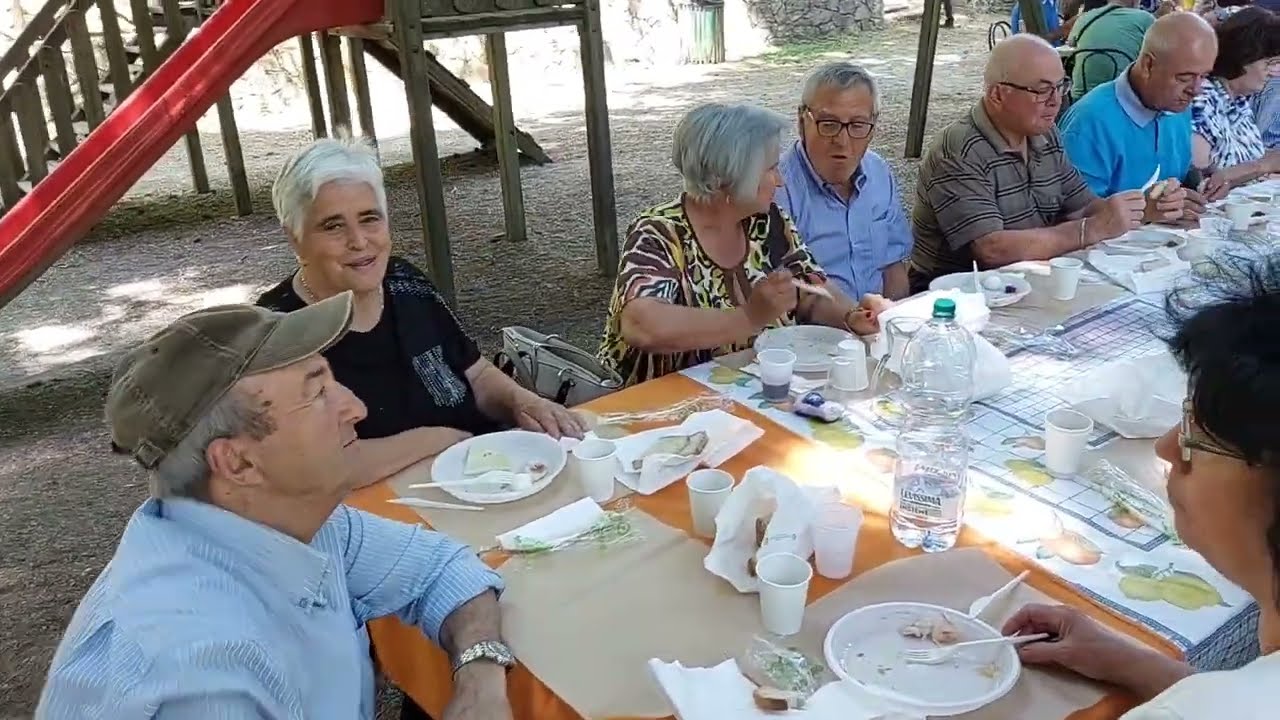 ROSE (Cs) Festa degli Anziani - C.da Varco San Mauro  16.7.2023 Video di Lenin Bentrovato -16.7.2023