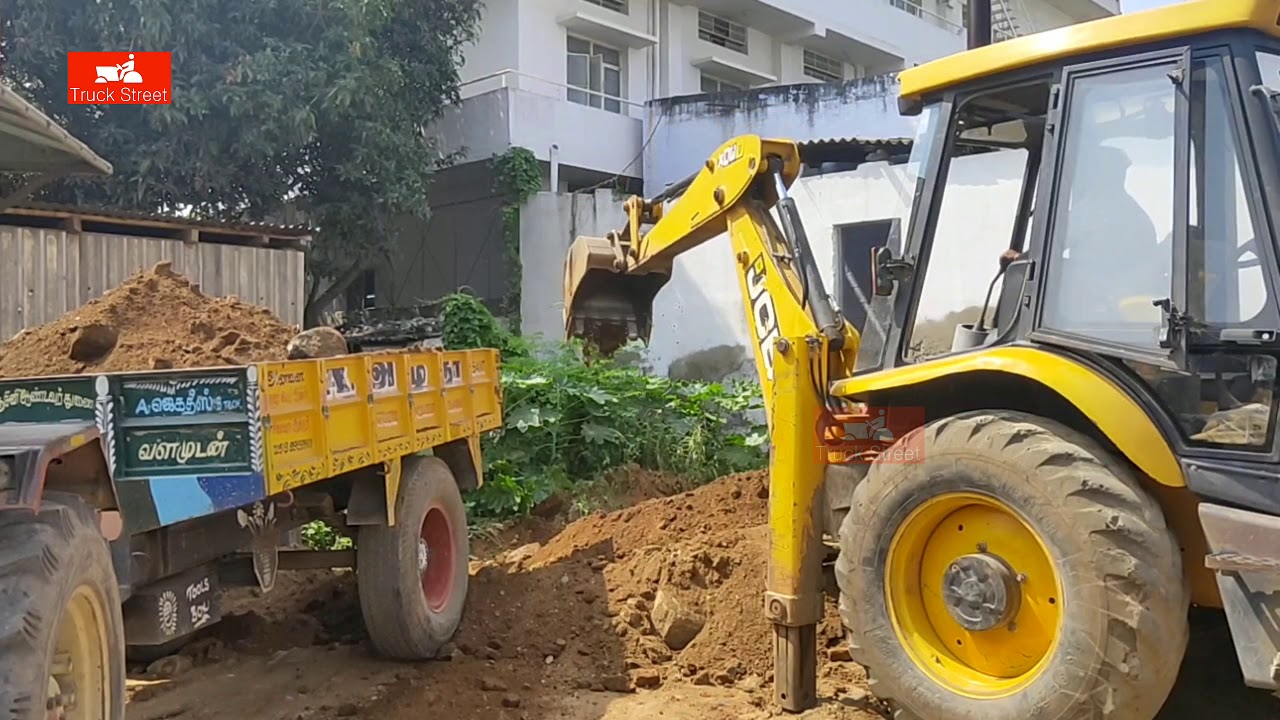 JCB VS Tractor