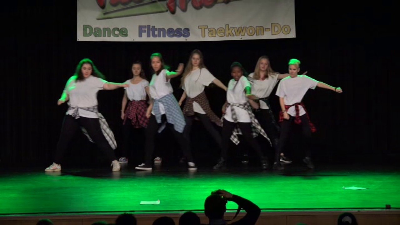 Free Motion X-Mas show Trailer 2016