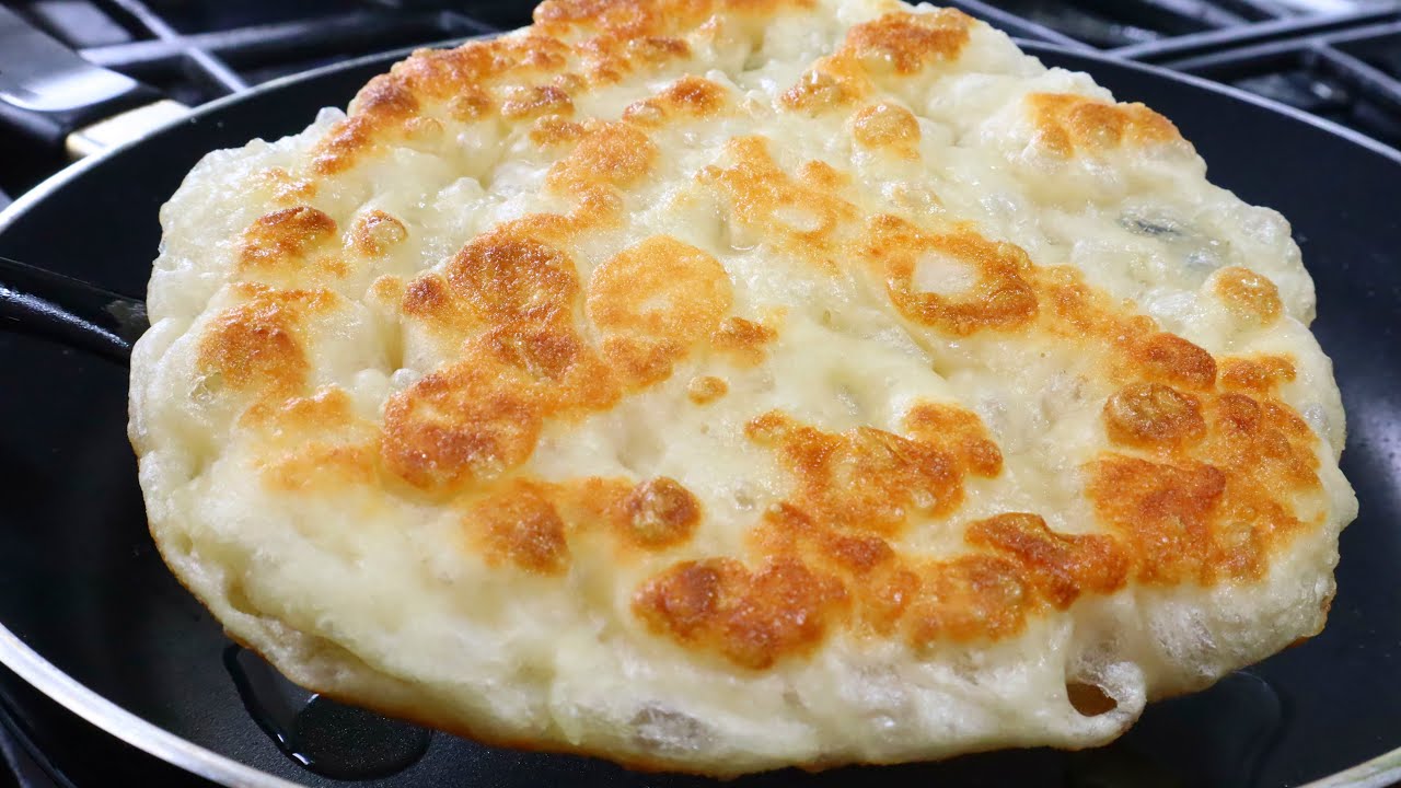 Thousands of Bubbles of Pancakes Easy & Quick Recipe delicious and very nutritious ▏Gabaomom Cuisine