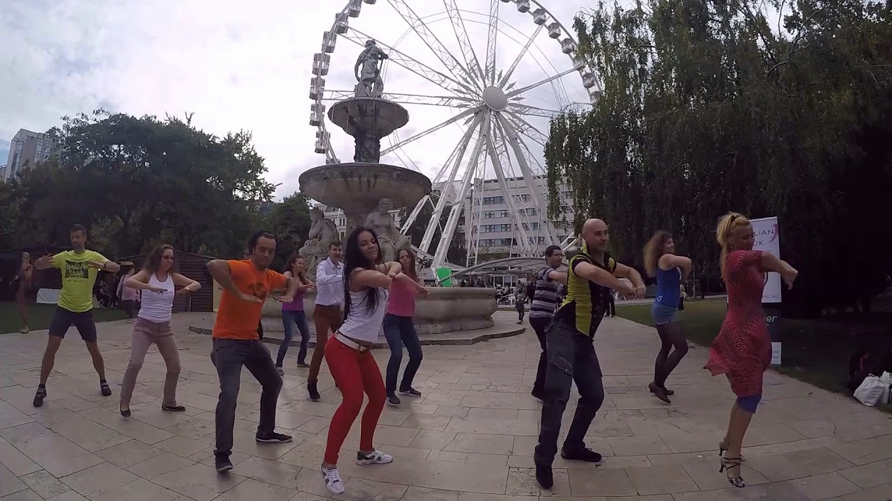 Zouk Flash Mob 2017(RonaldoDance Budapest) Shakira - Chantaje