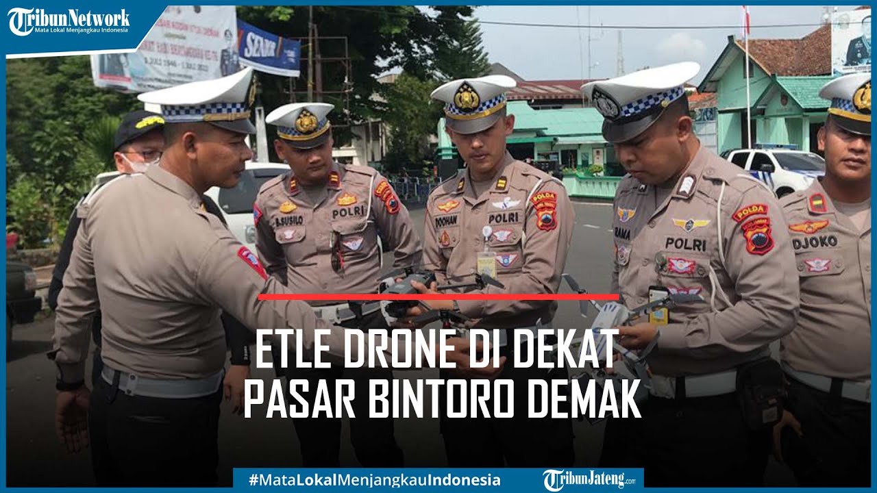 Ditlantas Polda Jateng Ujicoba ETLE Drone di dekat Pasar Bintoro Demak