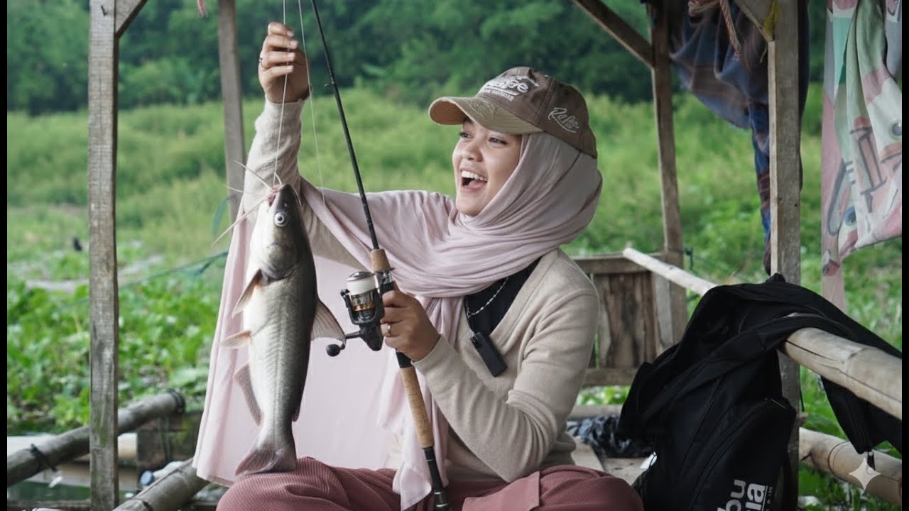 Cewek Cantik Mancing Ikan Monster! Auto Strike!