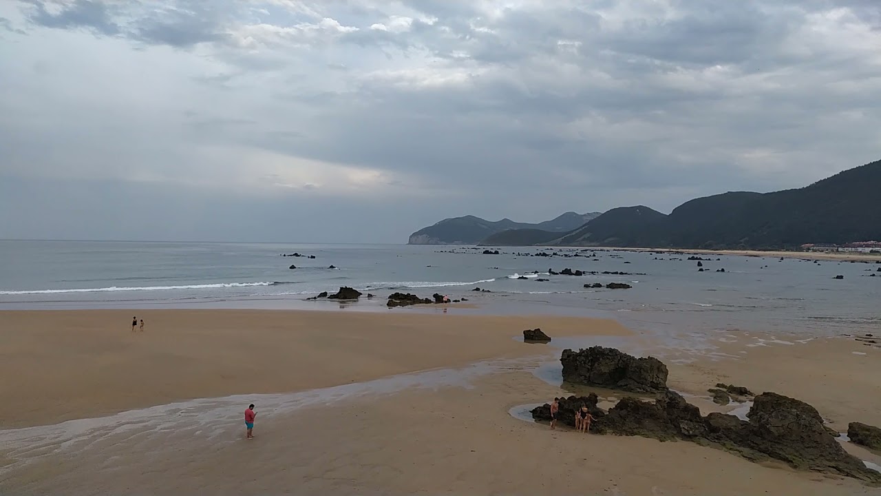 Playa Trengandin en Noja.