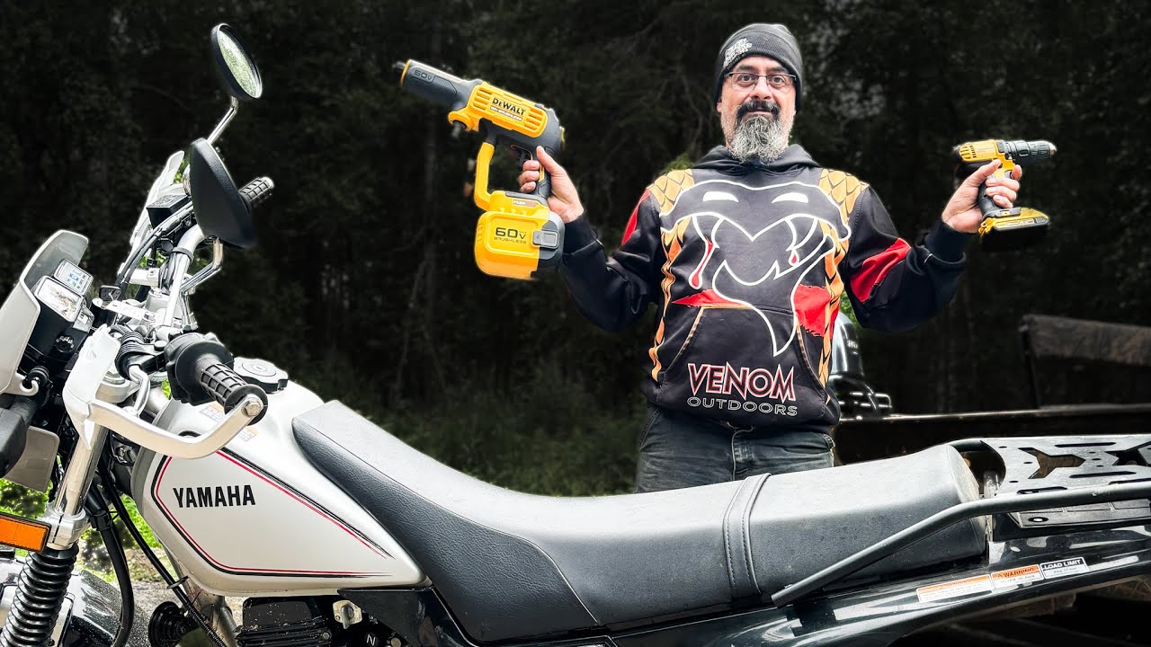 Product review! Dewalt DCPW1000b cordless pressure washer! #dewalt