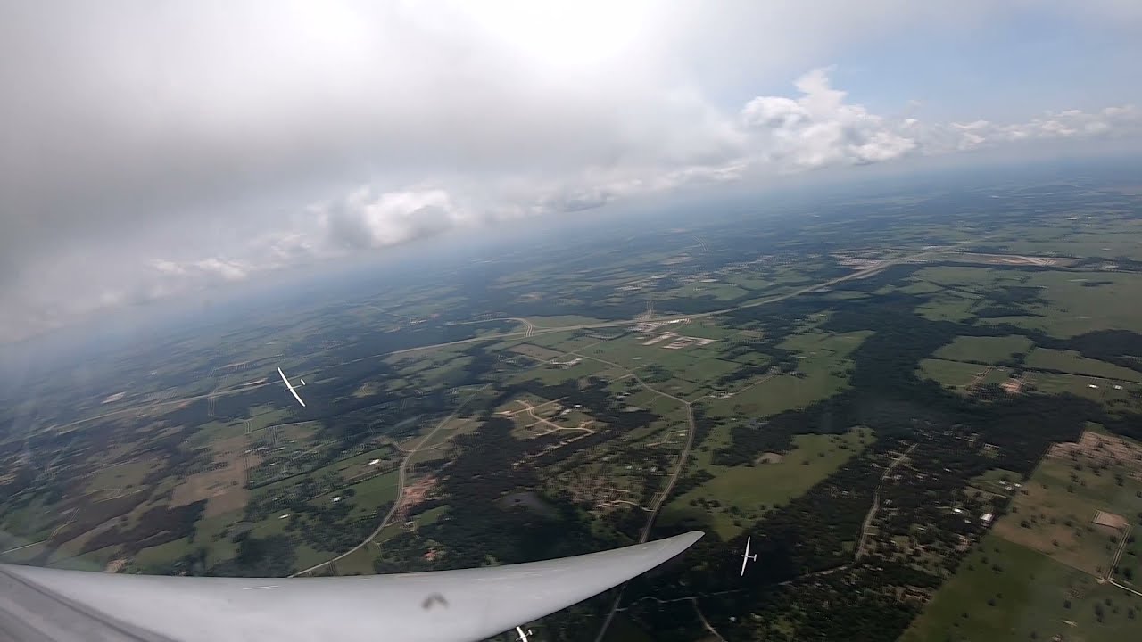 Nine other gliders in same thermal at Sports Class Nationals
