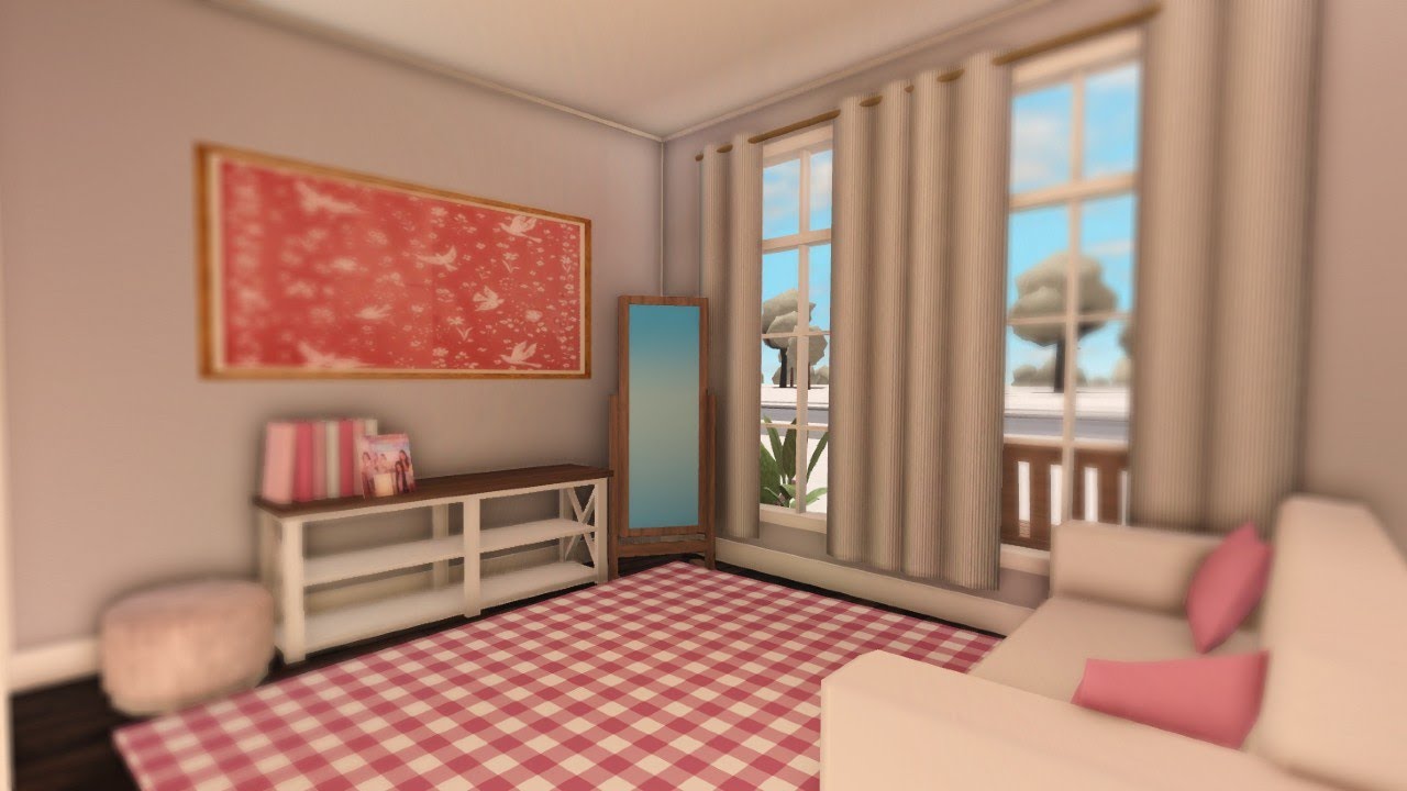 building a house in BLOXBURG with the money i make in 15 minutes from the NEW TAXI JOB