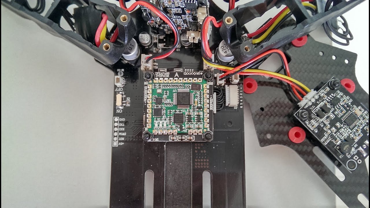 Assembling Eachine Racer 250 DIY Kit (Naze32) [Part 1/2]