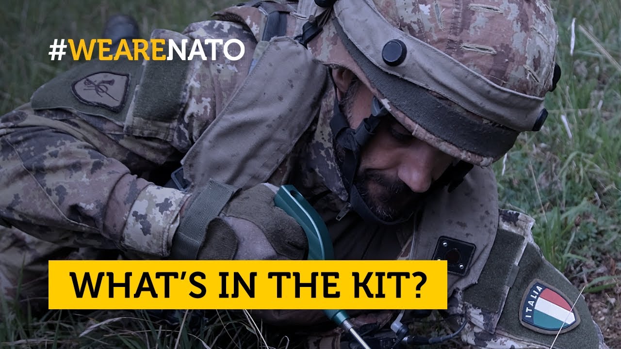 What&rsquo;s in the kit of an Italian🇮🇹 combat engineer?