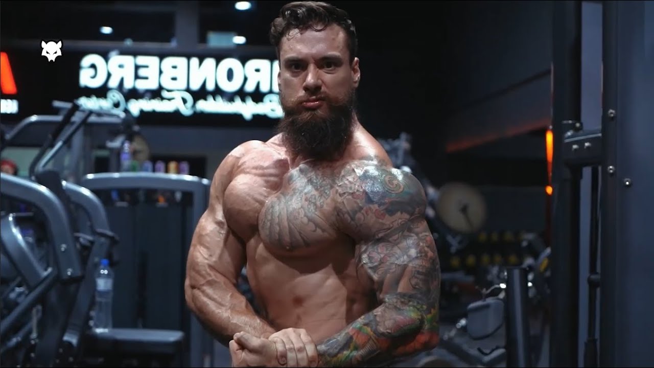 BAD WOLF 🐺 - J&uacute;lio Gorila