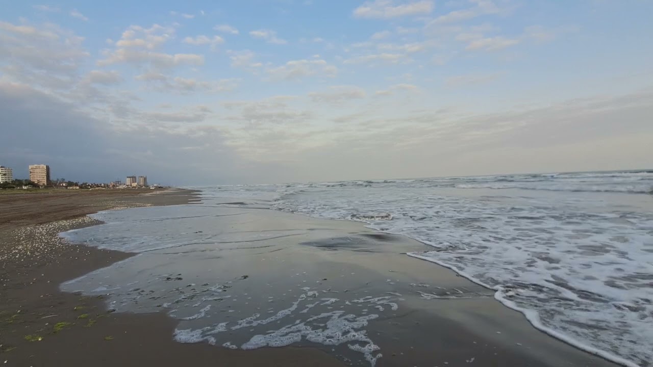 SEA WAVES AMBIANCE - SUN OVER THE SEA .