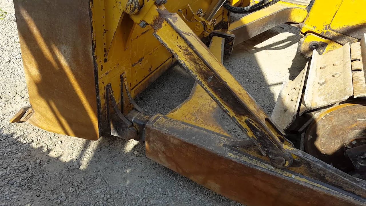 Caterpillar D6R Dozer with Sweeps and Rippers
