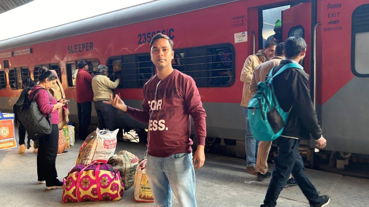 Punjab To Bihar Amrapali Express Train Journey *आखिर क्यों होता है इस ट्रेन में इतना भीड़