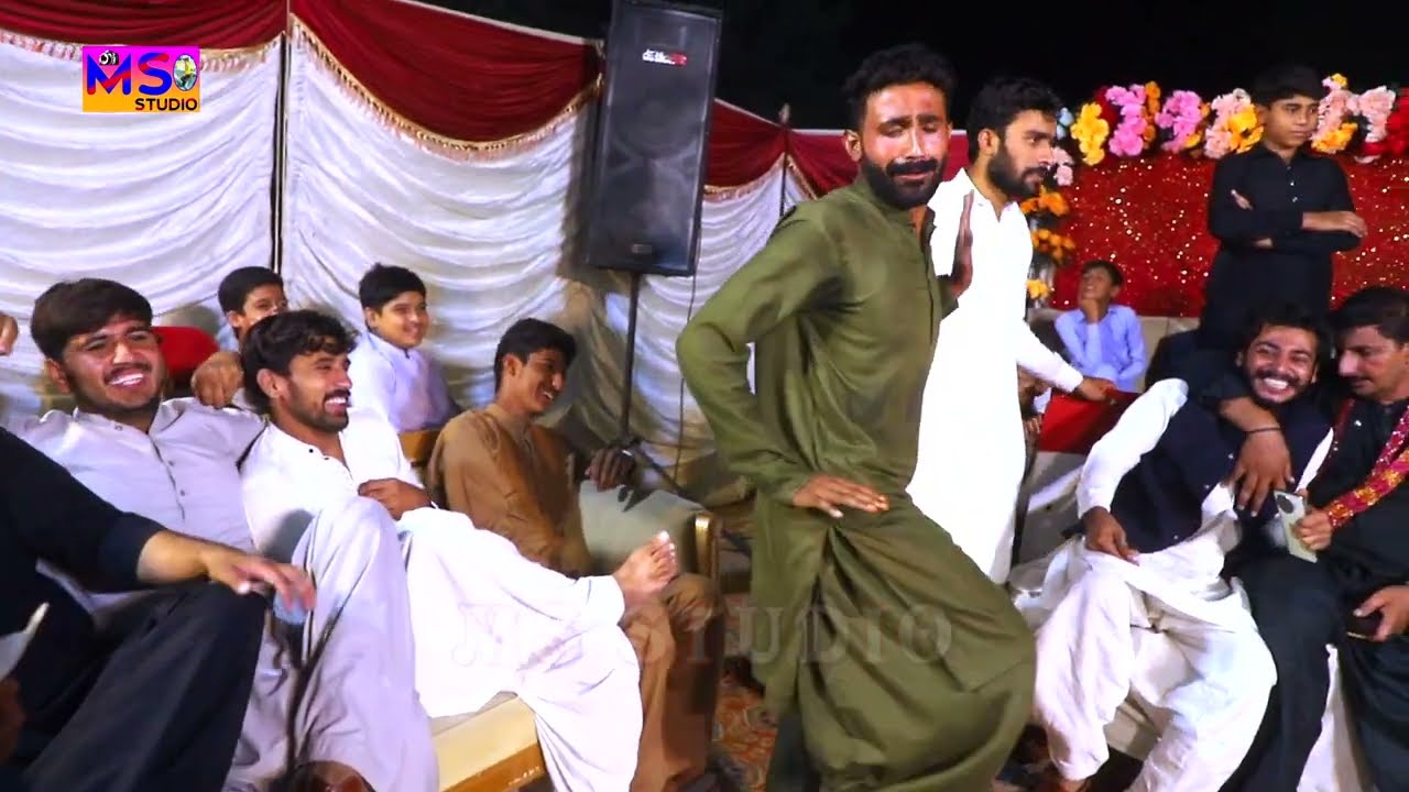 Chapak Chapak Funny Wedding Dance Performance By MS Studio Shah Jamal