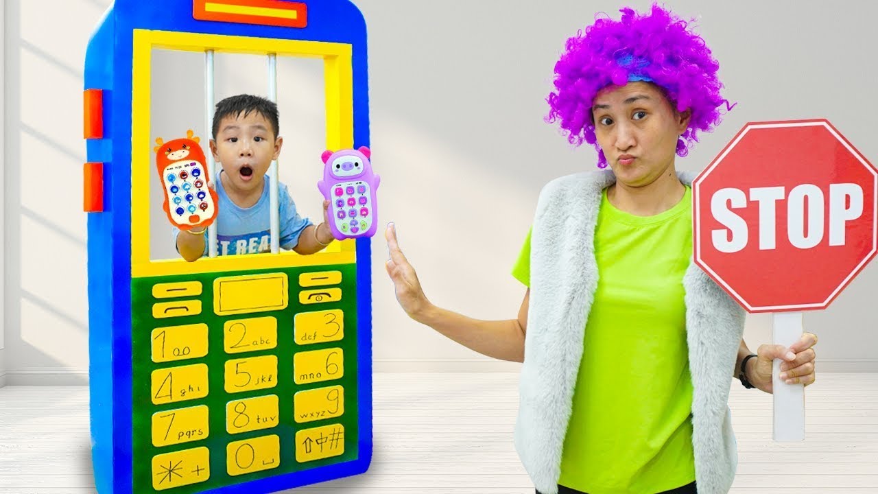 Phone Jail: Jolie and Johnny Learn How To Do and Do Not Using The Phone