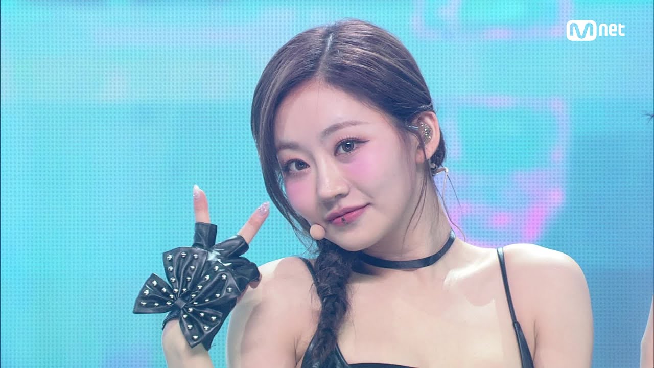 KISS OF LIFE - Midas Touch #엠카운트다운 EP.837 | Mnet 240411 방송