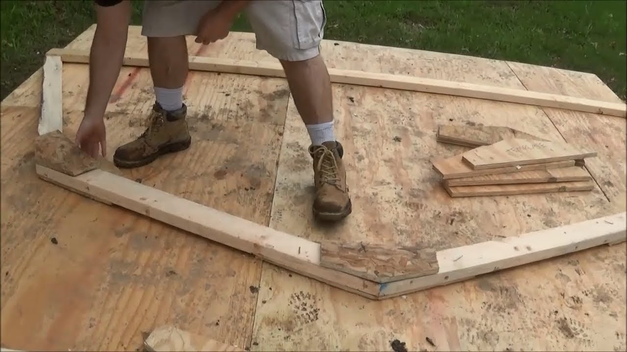 How to cut gussets for gambrel roof for 10x12 shed FAST using a miter saw