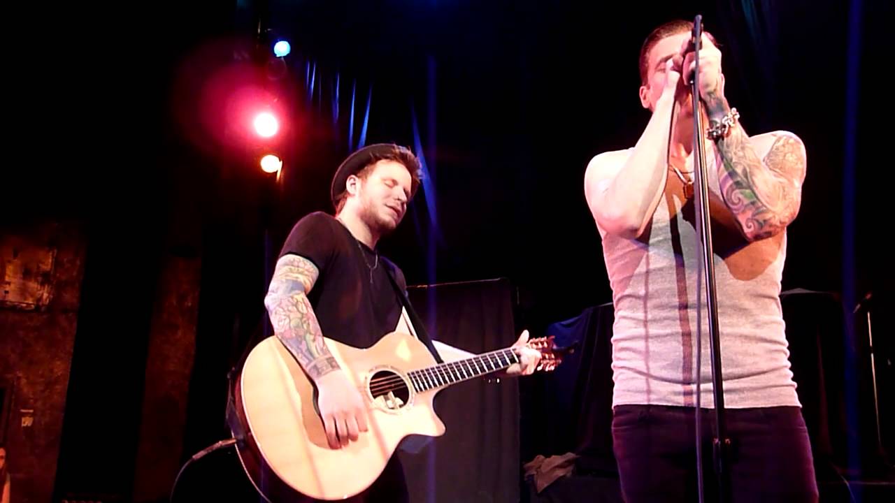 Shinedown Brent Smith and Zach Myers performing 