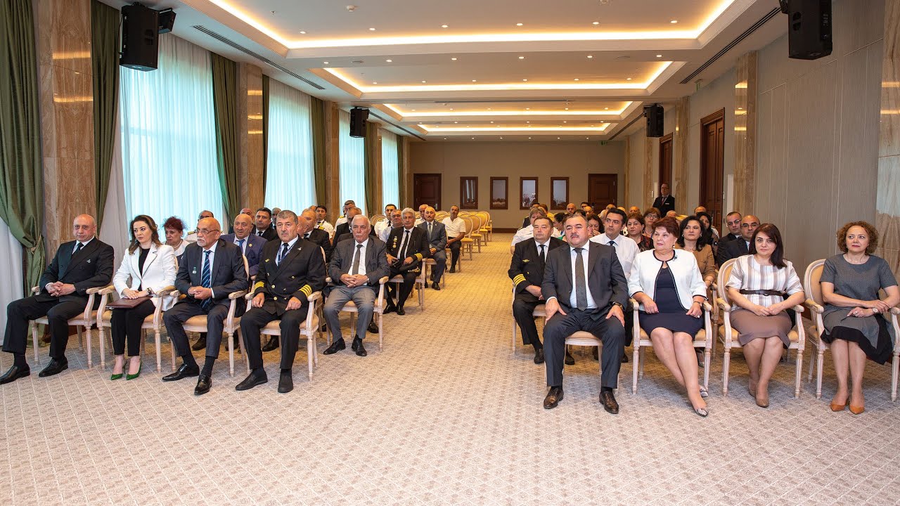 Azərbaycan aviatorlarının mükafatlandırılması mərasimi keçirilib