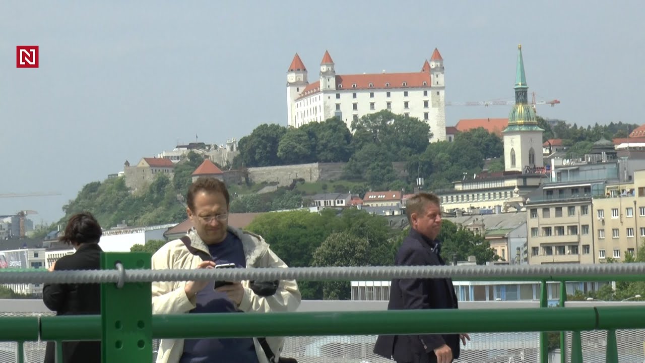 Po novom Starom moste prešli prví cyklisti a chodci