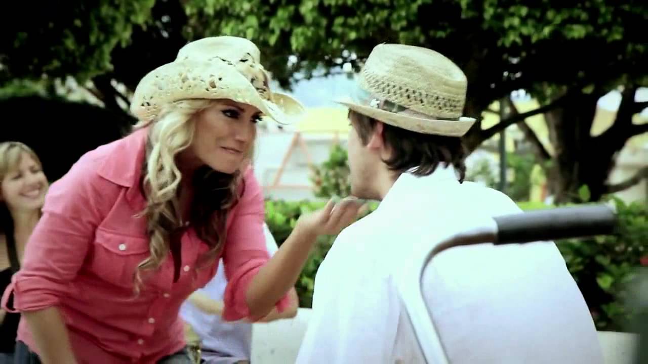 Melina León Me Enamore (Caminando) ultra stereo