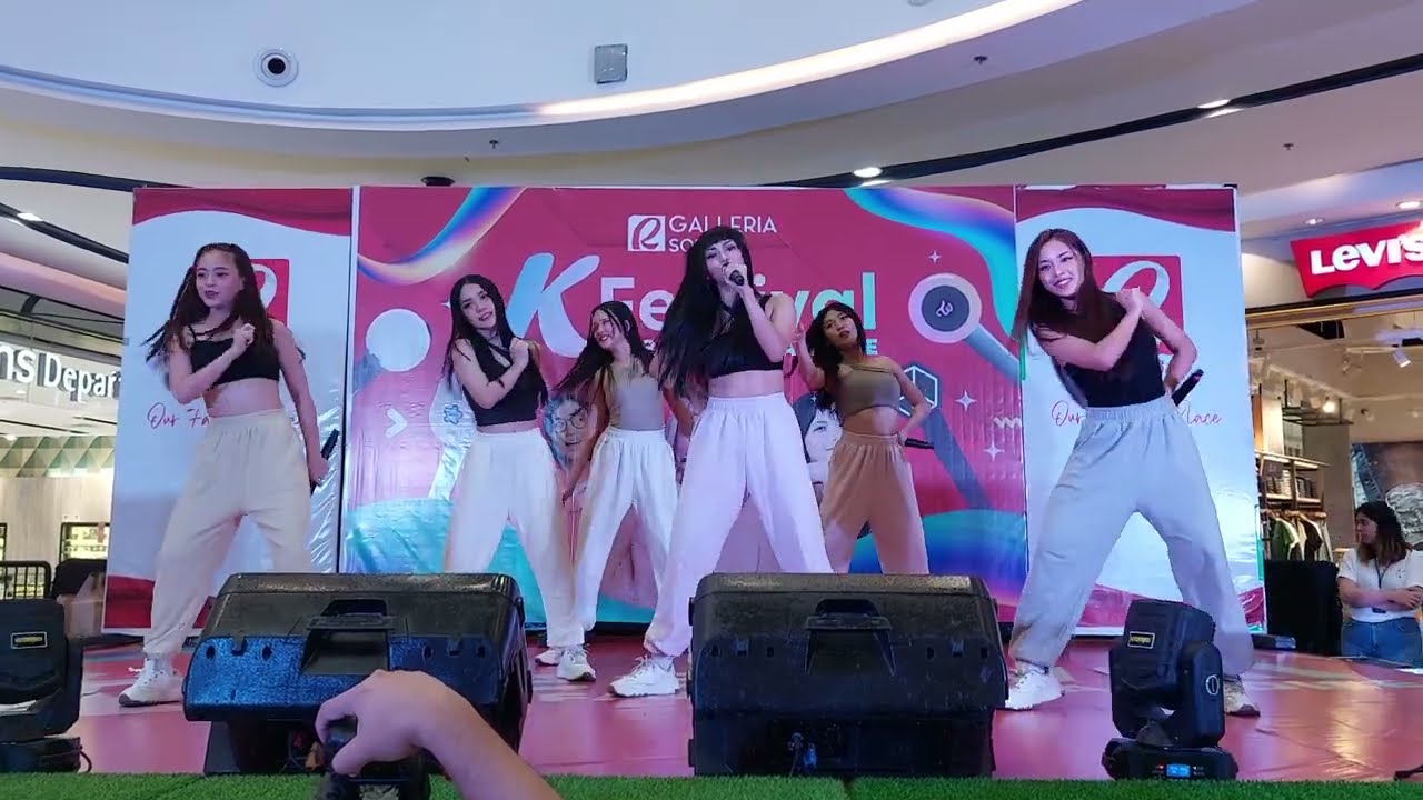 'Ditto' YGIG version - KFestival 2023: Fandom Universe at Robinsons Galleria South