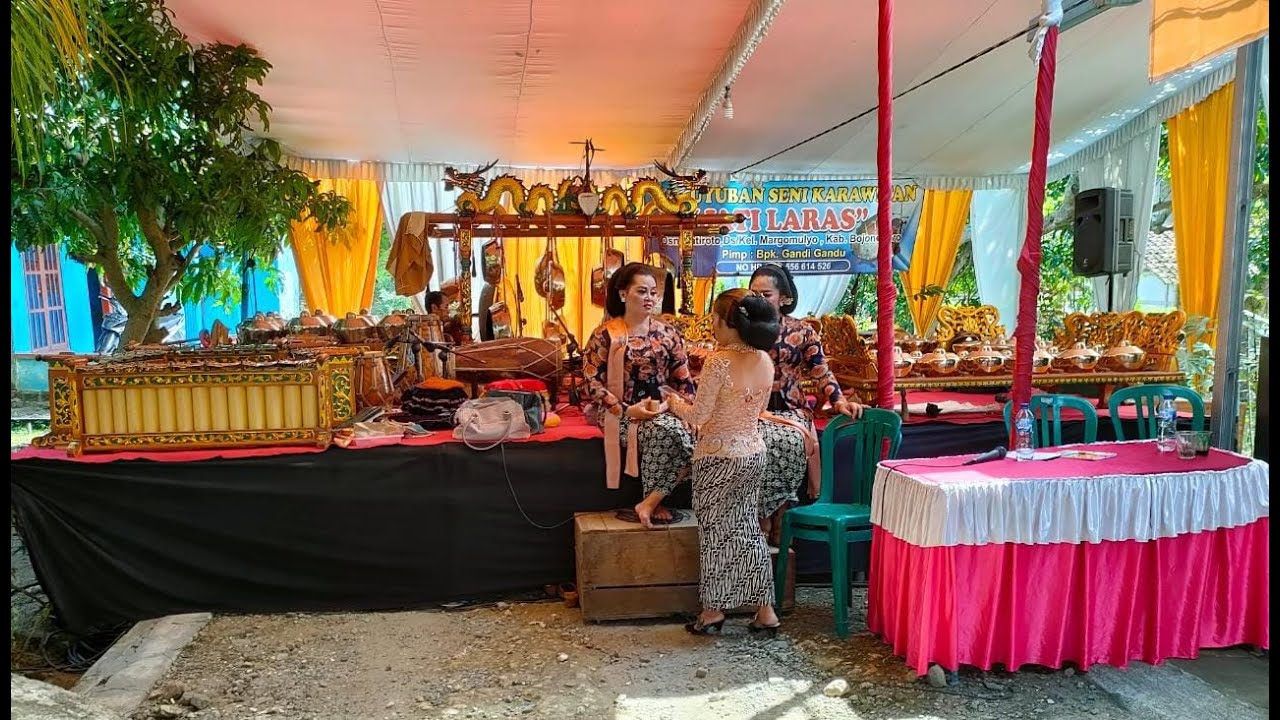 KARAWITAN JATI LARAS