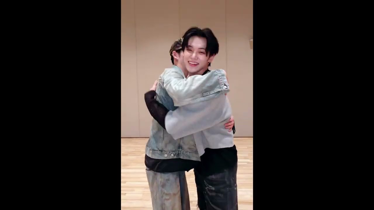 Yeonjun and Ni-ki Tiktoks together
