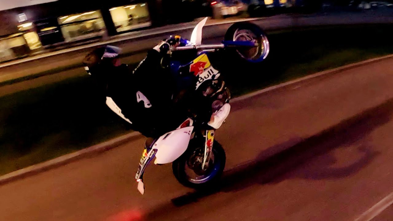 SUPERMOTO HOONING IN TOLL TOWN | KTM 690 SMCR