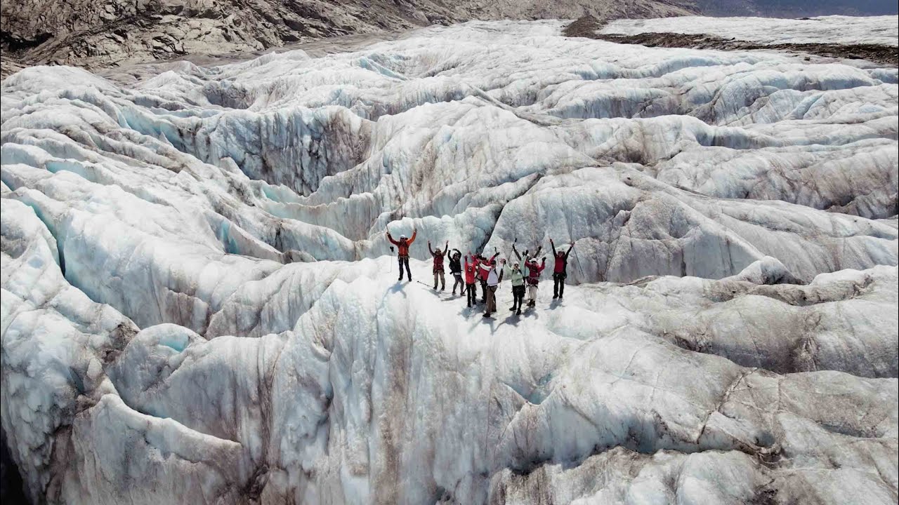 #threeGENERATIONS 2.0 &ndash; Gletscherwanderung am gro&szlig;en Aletschgletscher