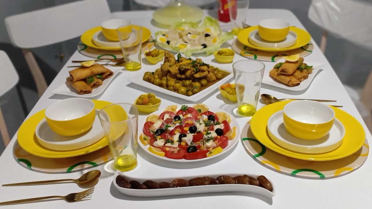 لحقتني هديةمن مشتركة🎁طاجين رزيمات/بوراك بقوام كريمي/نوعين من السلطة توالم مع الصيام/ طاولة7من رمضان🌛