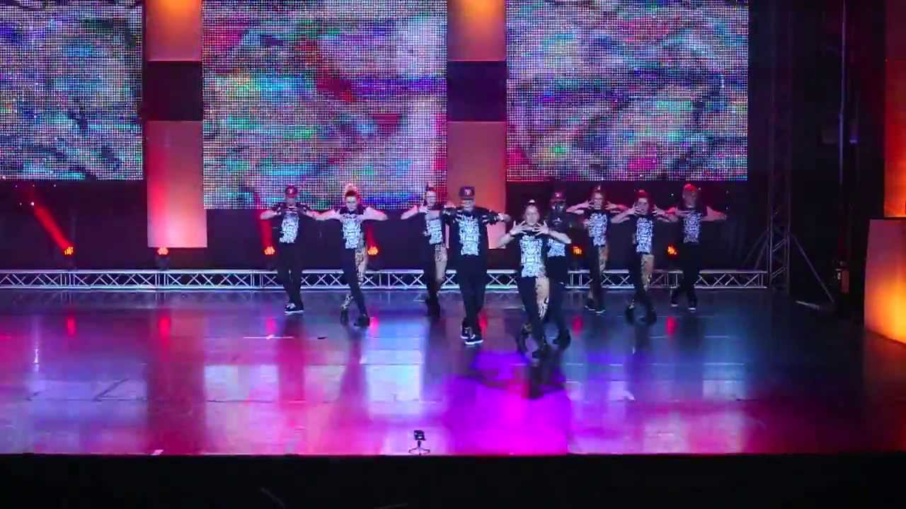 Taneční skupina roku 2013 - EDA show hiphop - PROJEKT AWA - Critical