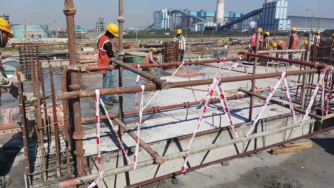220 KV GIS Building slab side deshuttering