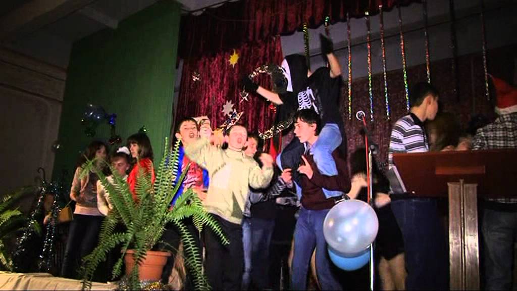 Заболотів Школа Новий рік!.......(Video By Budnyk)