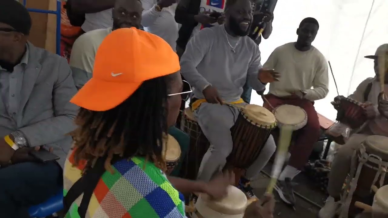Le grand Sabar mit Pape Mbaye Madiaga, Mitafrika Festival in Köln (1)