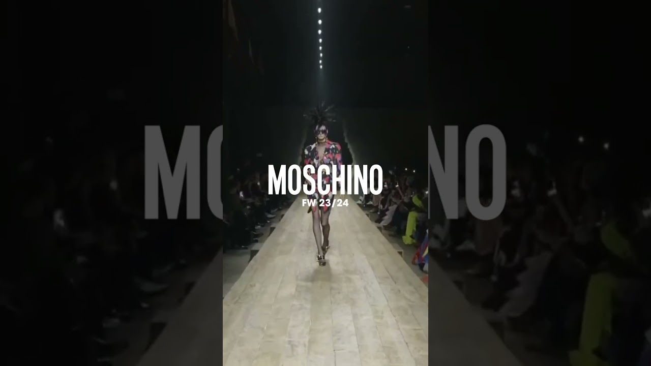 #naddiekurgan for @moschino FW23/24 Fashion Show✨