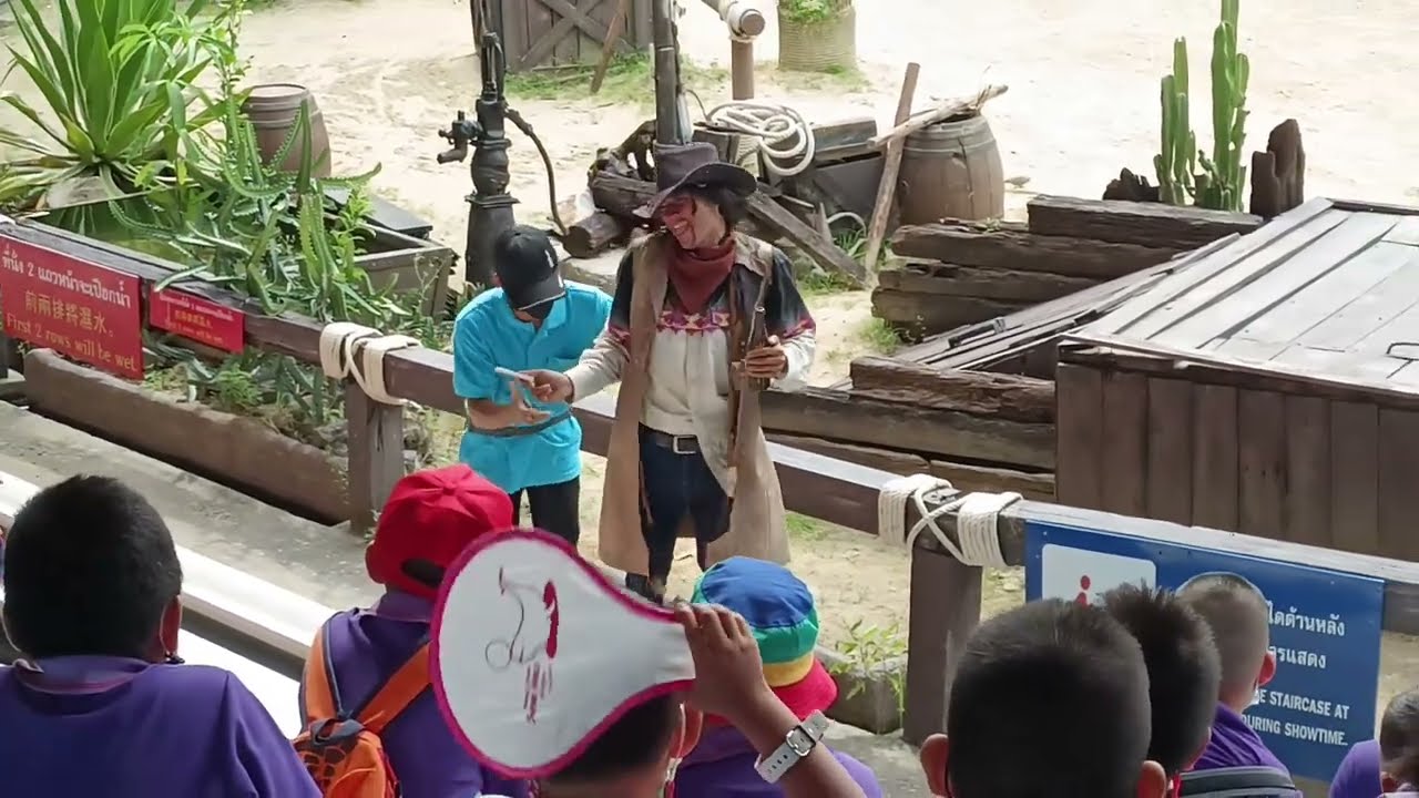 #ทัศนศึกษา ชมการแสดงสตั้นท์ #safari