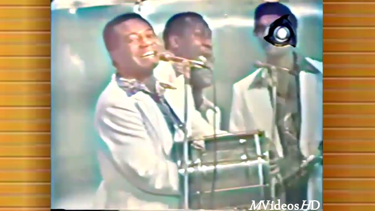 Os Originais do Samba cantam Esperanças perdidas no Programa Sambão, TV Record 1973